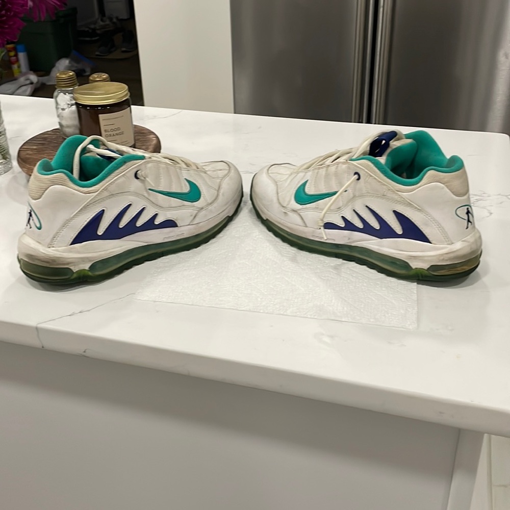 Nike total griffey max 99 sneakers